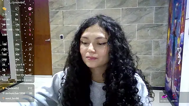 Diamond_Curls live XXX chat