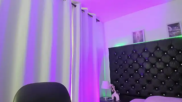 Catalinalux__のライブXXXチャット