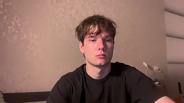 Show modela tomasdickpick na web-kameri