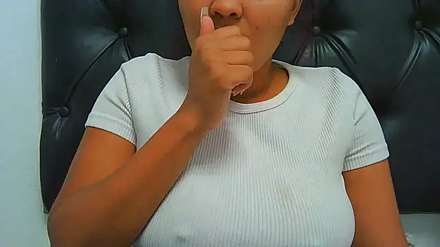 indianaphrodite1's Live XXX Chat
