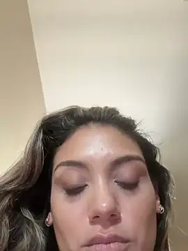 mariaesmeralda's Webcam Show