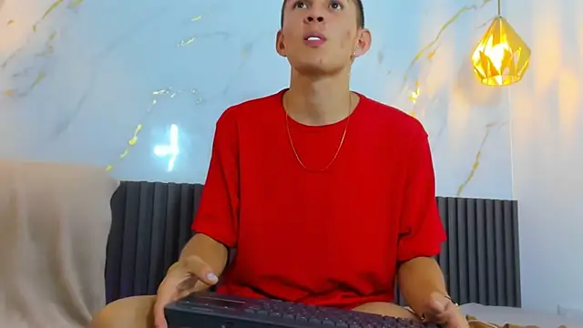IzanArias Live XXX Chat