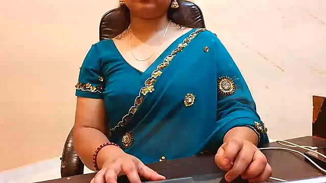 PUCHEJAAN's Live XXX Chat