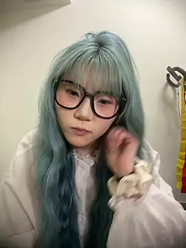 Rocket-Girl live XXX chat