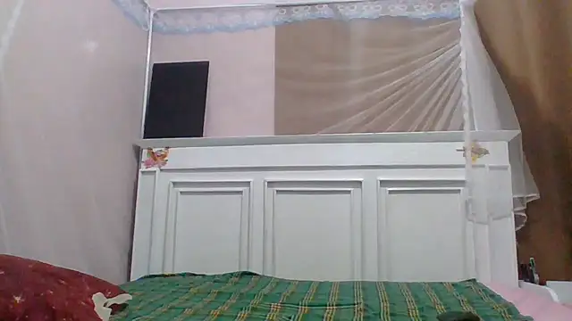 sweet-fancy Adlı Modelin Canlı XXX Sohbeti
