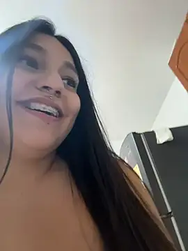 Živý XXX chat Emily_Gomezz