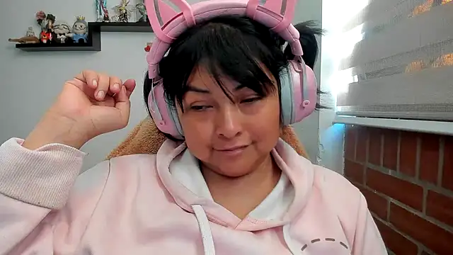 Chat +18 de Shaddycute_ ao vivo