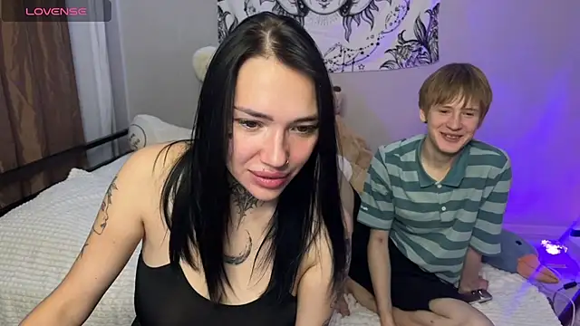 Laura_Key Chat XXX live