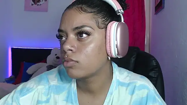 Chat XXX en directo de ladyrd1