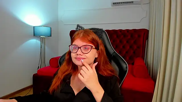 Chat +18 de ChloeHalses ao vivo