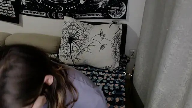 Chat XXX ao vivo de AlienforTwenty