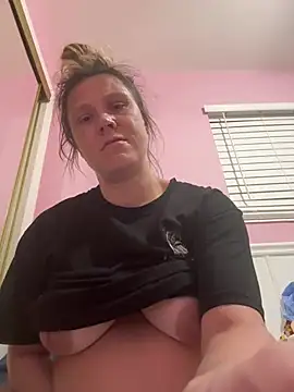 hotNReady6969 webkamerás műsora