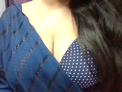 Chat XXX en directo de shikha111