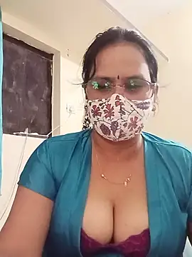 Payal-bhabhi07's Live XXX Chat