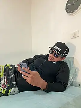 bigdick211292 Live XXX-chat