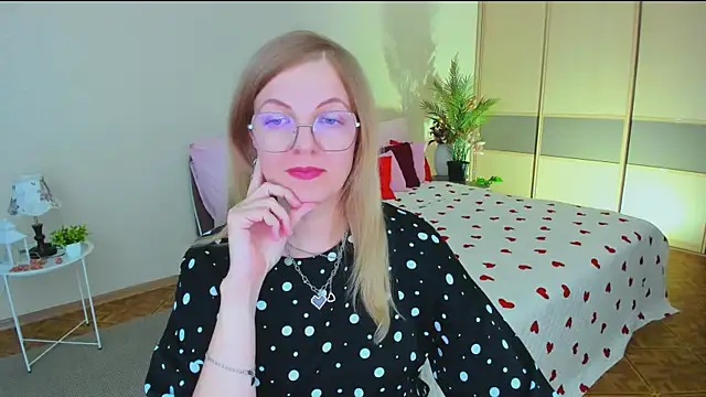YourUniverser's Live XXX Chat