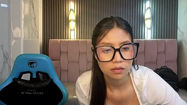 Živý XXX chat Eimy18_b
