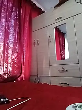 litzie_hotty Adlı Modelin Canlı XXX Sohbeti