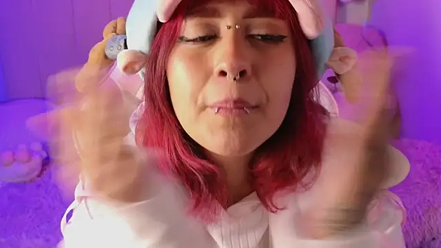 NekoWaifu's Live XXX Chat