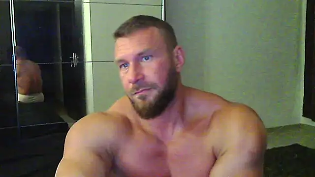 muscularkevin Chat XXX live