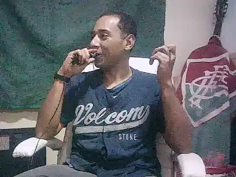 Chat +18 de latinound ao vivo