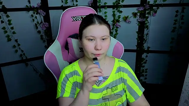 Chat XXX Live kitsune_little