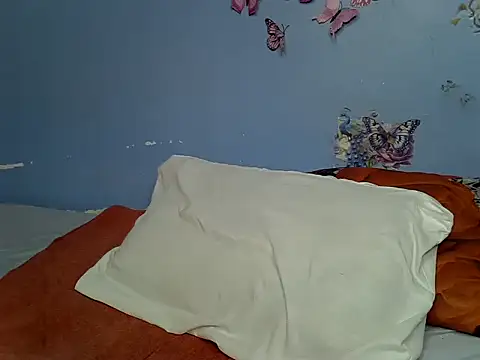 Czat XXX na żywo – Queen_slim2