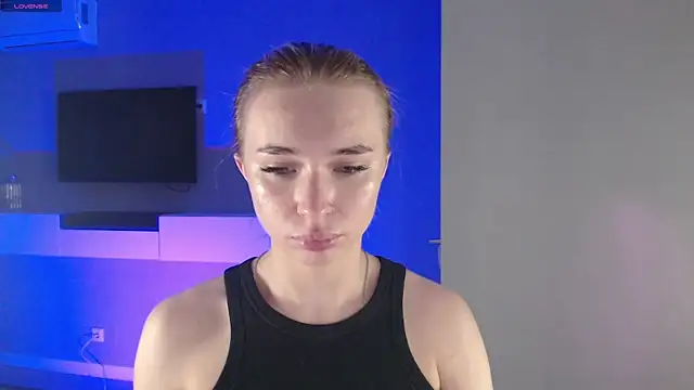 Emily_Hartt's Live XXX Chat