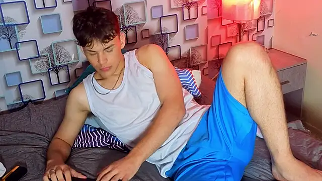 LoganSteel_ élő XXX-chatje