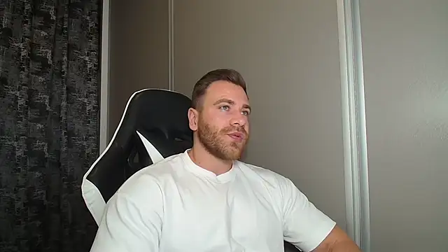 Chat +18 de Thori92 ao vivo
