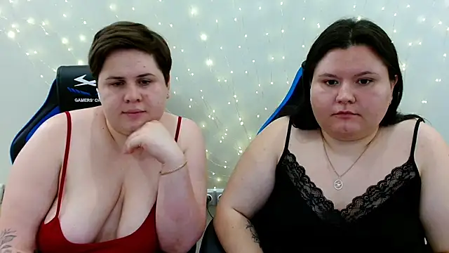Czat XXX na żywo – BeckyAndHellen