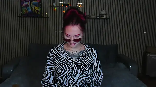 LilyHarwickn Live XXX chat