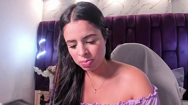 emma_castilloo 라이브 XXX 채팅