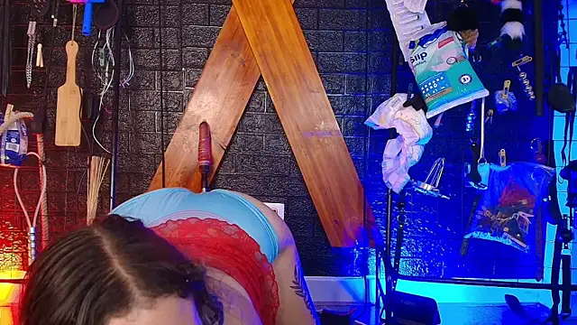 XXX chat uživo modela Ariaoficial
