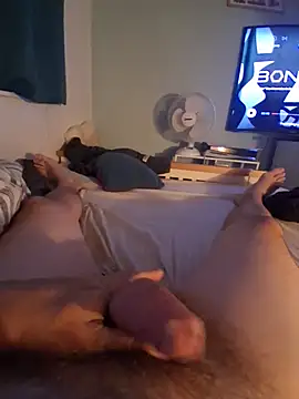 Jizzma13 élő XXX-chatje
