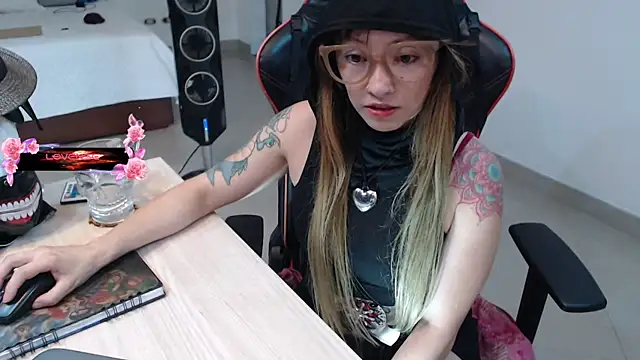 pink-2022 라이브 XXX 채팅