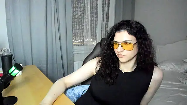 AmeliaInAmber – Live XXX-chat