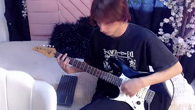 oli_dusk লাইভ XXX চ্যাট