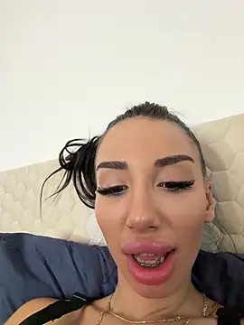 BlueEyes_BB Chat XXX live