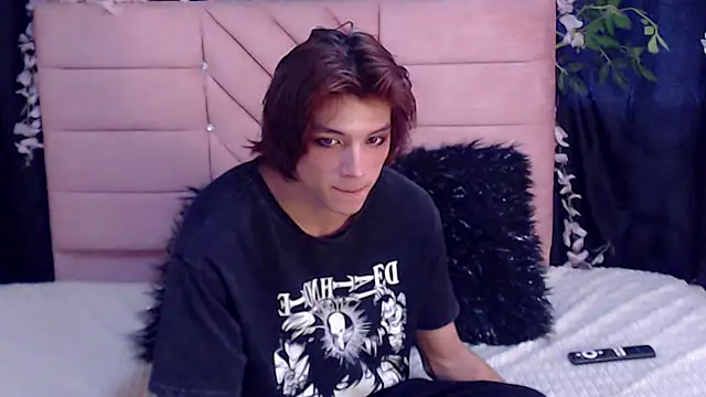 oli_dusk Chat XXX live