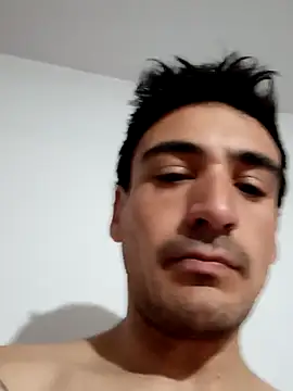 Leooo1722 Show Webcam