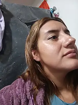 LuisaLean Adlı Modelin Canlı XXX Sohbeti