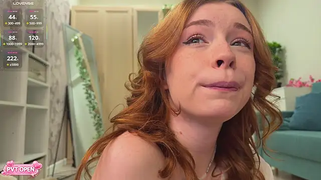 XXX chat uživo modela Eva_RedQueen