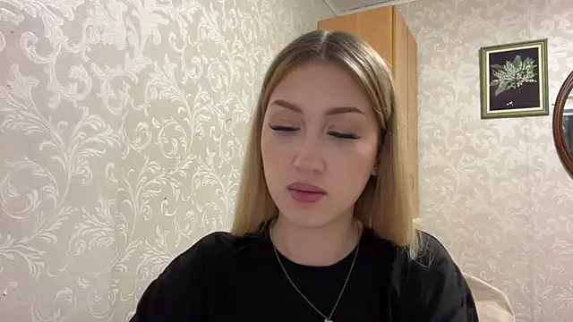 ArianneQuilantang's Live Chat Room