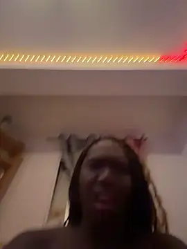 Chat +18 de blackhotpartyts ao vivo