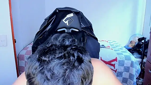 Tommy_Bred Chat XXX live