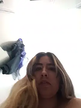Sofia_Honey1 现场XXX聊天