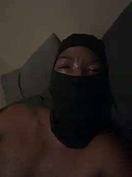 Alex_high69 即時 XXX 聊天