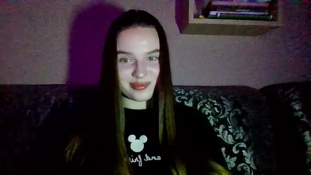 EmberSoul live XXX chat