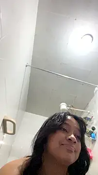 Saraa_MのライブXXXチャット
